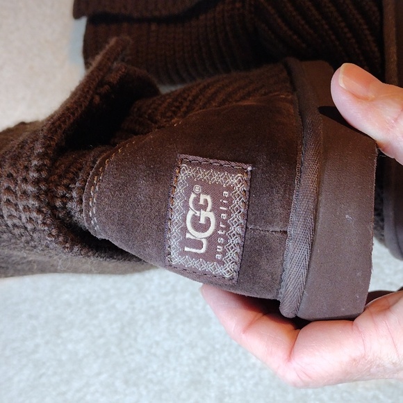 UGG women's brown sweater knit calf boots. Mint condition. Size 8 - Picture 7 of 12